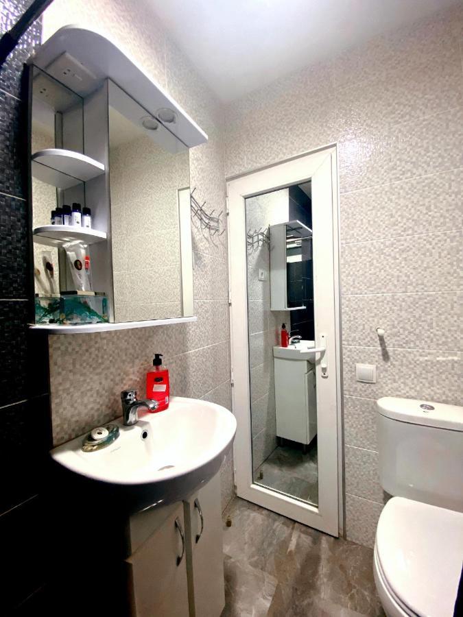 Apartment Ani Тбилиси Екстериор снимка