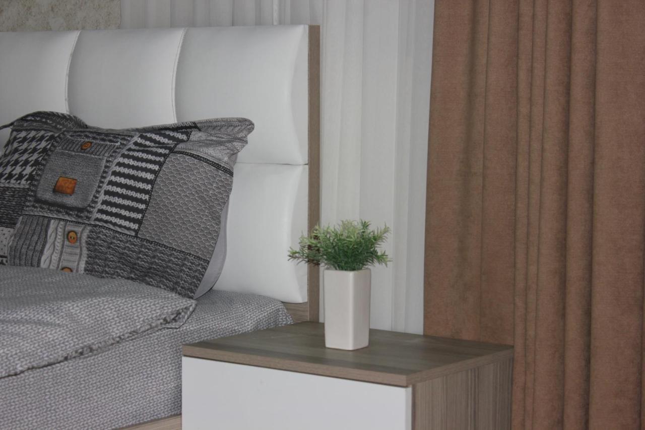 Apartment Ani Тбилиси Екстериор снимка